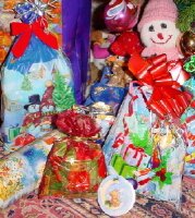 Красиво упакованные подарки - незаменимый атрибут волшебного зимнего праздника (Фото: Е. Елизарова, Личный архив)